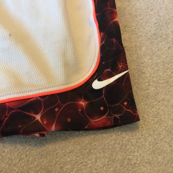 Nike Lebron James basketball shorts youth medium - Picture 3 of 4